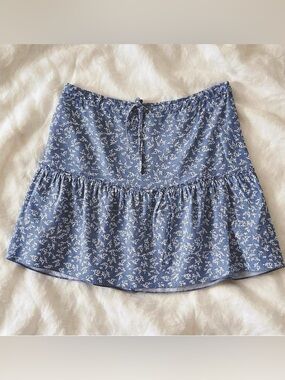 Brandy Melville Ditzy Floral Mini Skirt Blue Ditsy Viscose Cottagecore